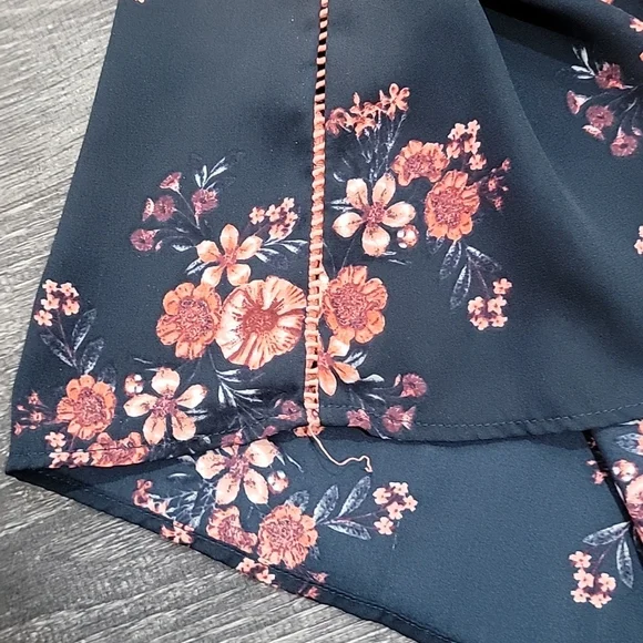 Tank top - Picture 3 of 4